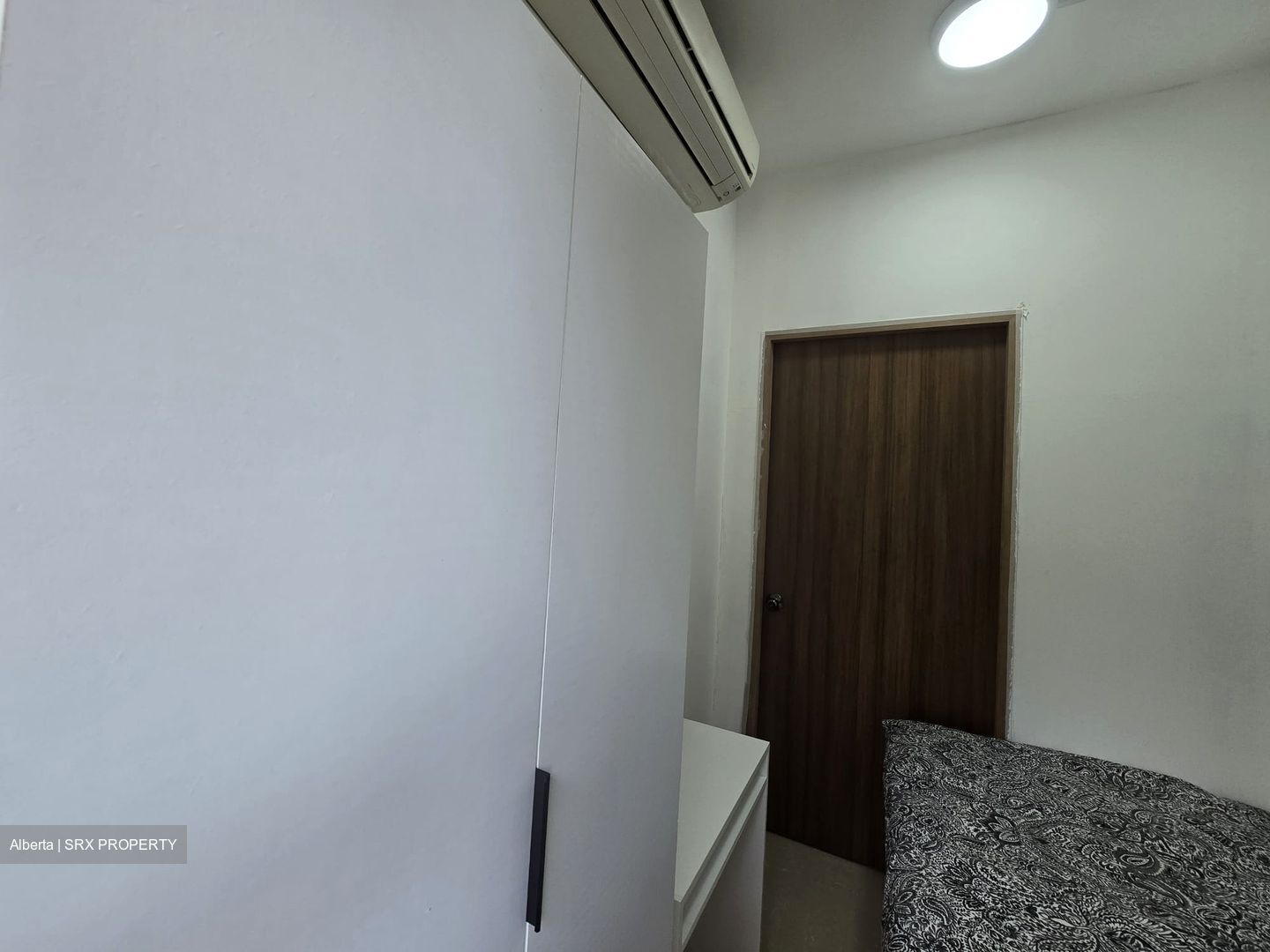 City Edge (D11), Apartment #595980311